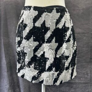 Meet your Posher, Maya